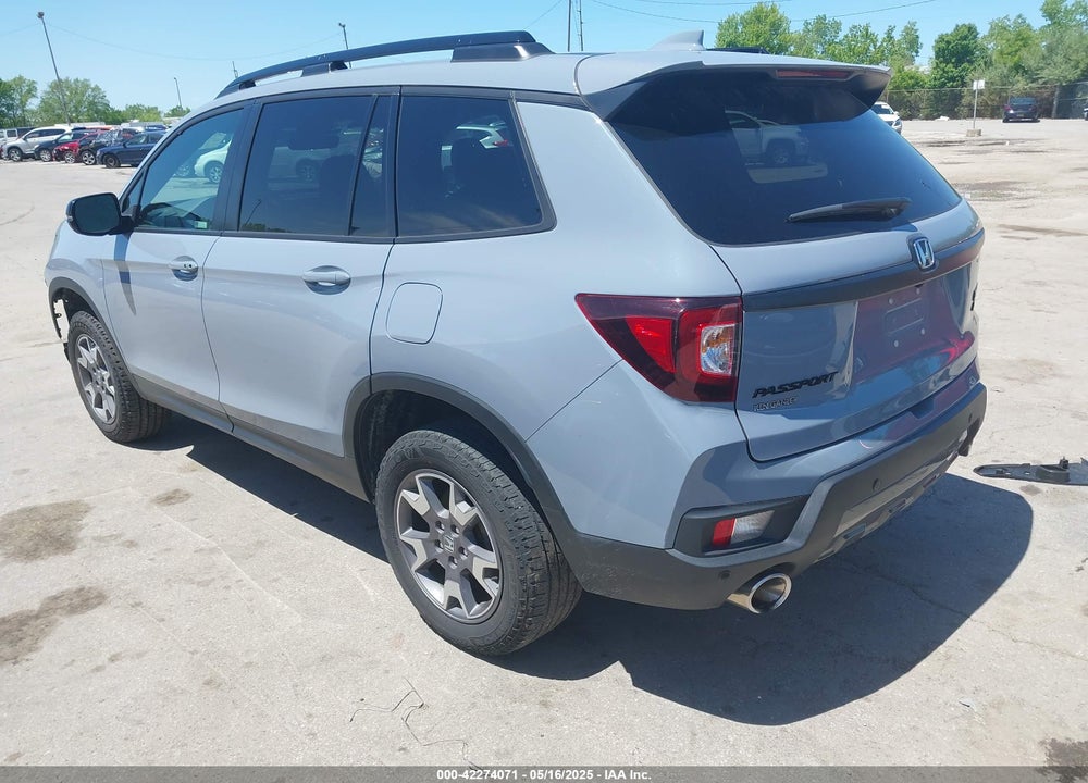 2022 HONDA PASSPORT VIN: 5FNYF8H6XNB023013