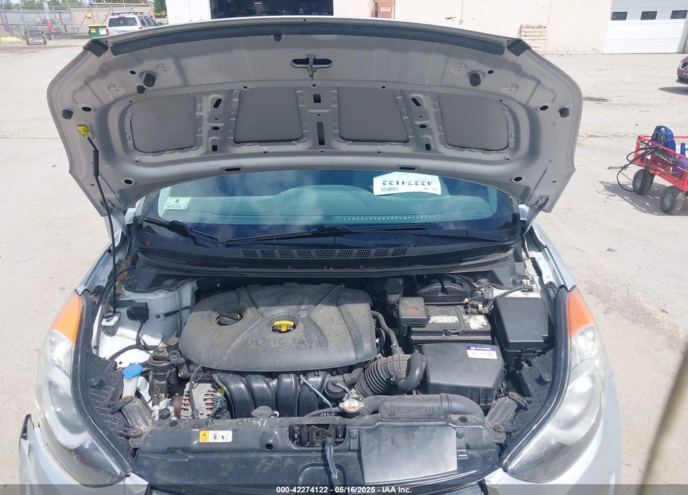 2013 HYUNDAI ELANTRA VIN: KMHDH4AE0DU929577