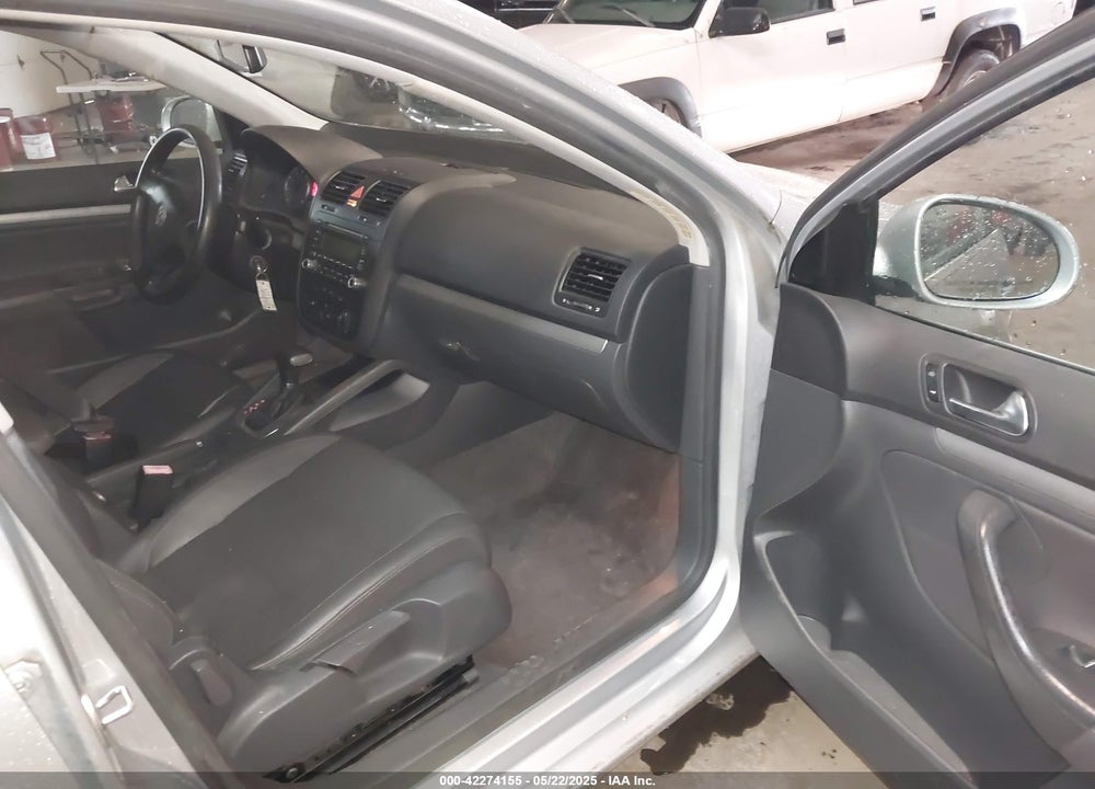 2006 VOLKSWAGEN JETTA 2.5 VIN: 3VWSG71K46M728792