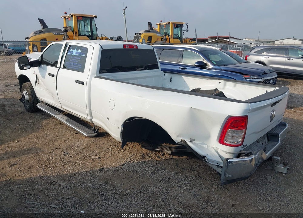 2024 RAM 3500 TRADESMAN  4X4 8' BOX VIN: 3C63RRGLXRG281084