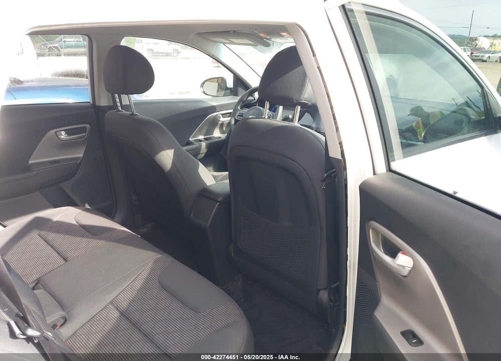 2020 KIA NIRO VIN: KNDCB3LC8L5420417