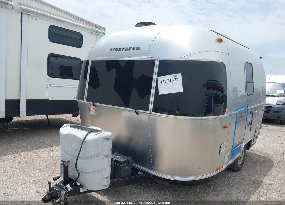 2016 AIRSTREAM OTHER VIN: 1STHRAC1XGJ533353