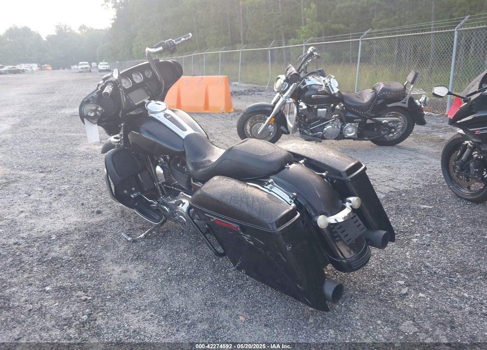 2014 HARLEY-DAVIDSON FLHXS STREET GLIDE SPECIAL VIN: 1HD1KRM19EB638604