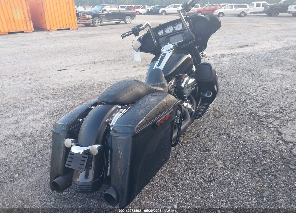 2014 HARLEY-DAVIDSON FLHXS STREET GLIDE SPECIAL VIN: 1HD1KRM19EB638604