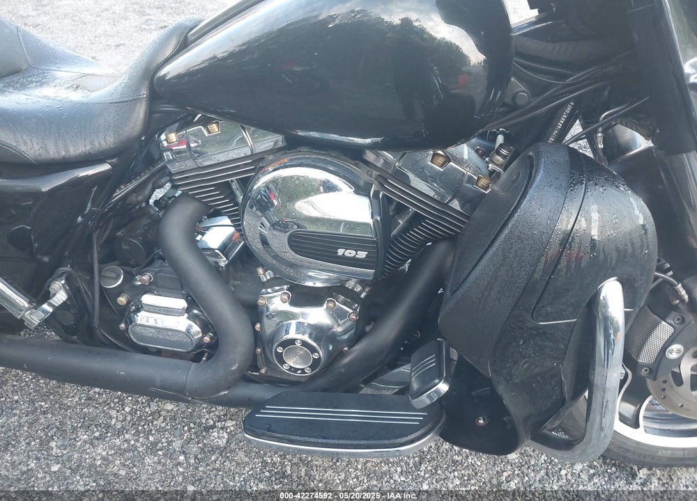 2014 HARLEY-DAVIDSON FLHXS STREET GLIDE SPECIAL VIN: 1HD1KRM19EB638604