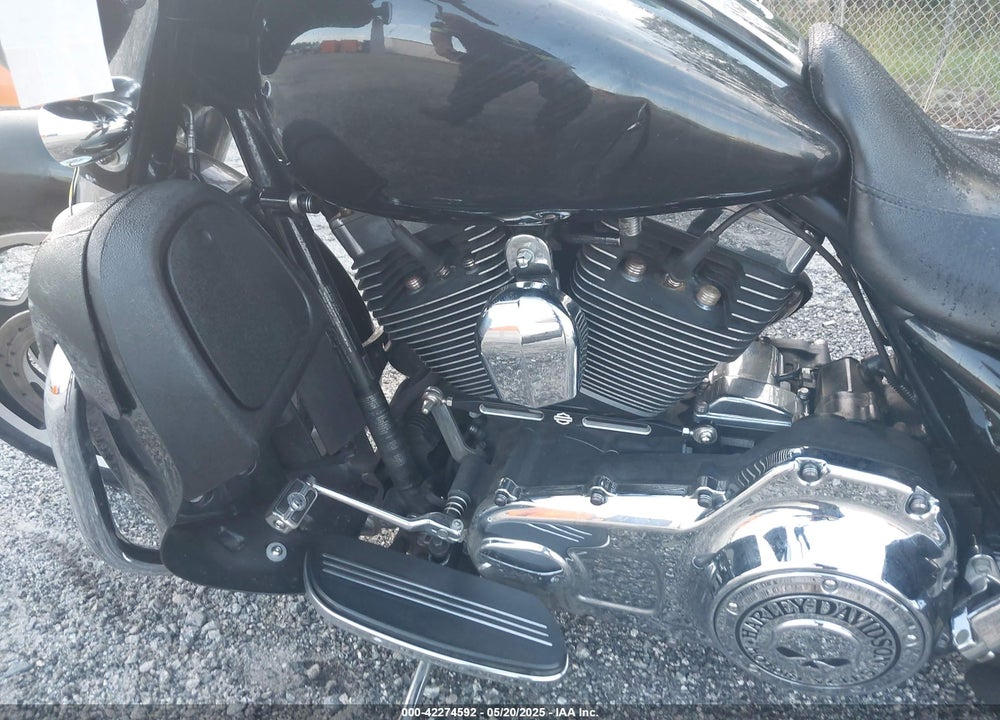 2014 HARLEY-DAVIDSON FLHXS STREET GLIDE SPECIAL VIN: 1HD1KRM19EB638604