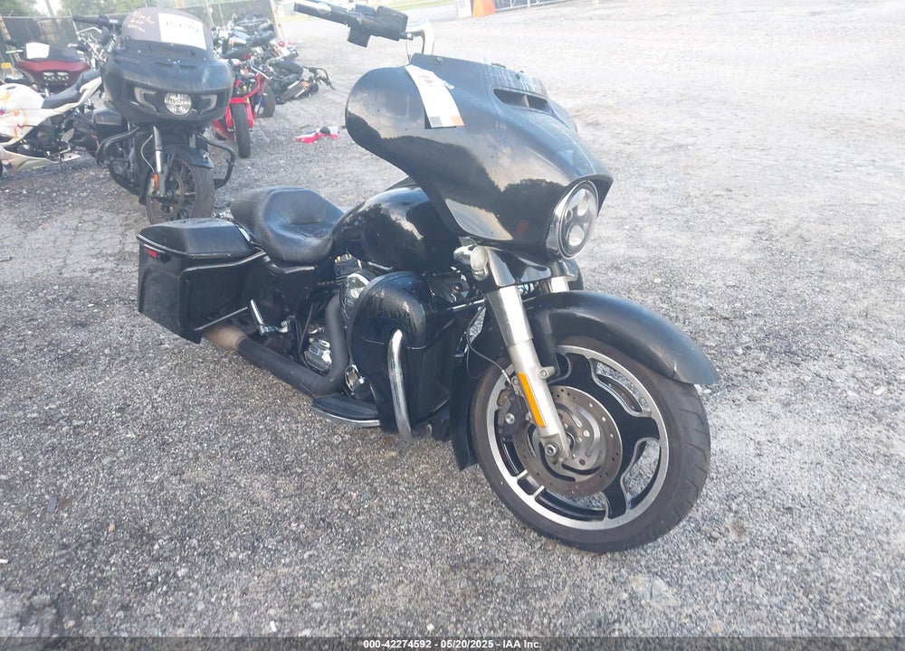 2014 HARLEY-DAVIDSON FLHXS STREET GLIDE SPECIAL VIN: 1HD1KRM19EB638604