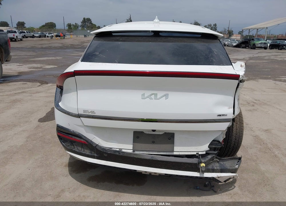 2022 KIA EV6 VIN: KNDC44LA9N5030847