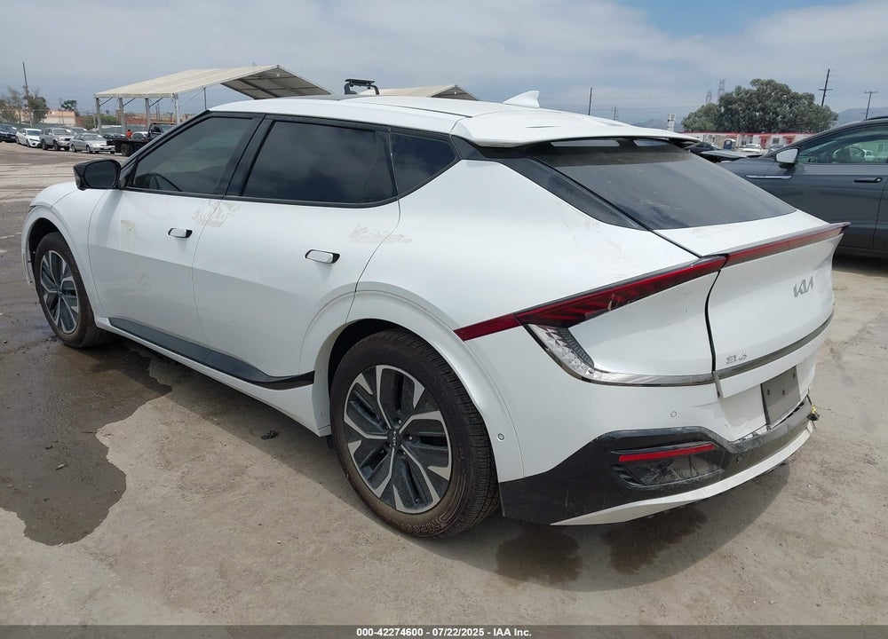 2022 KIA EV6 VIN: KNDC44LA9N5030847