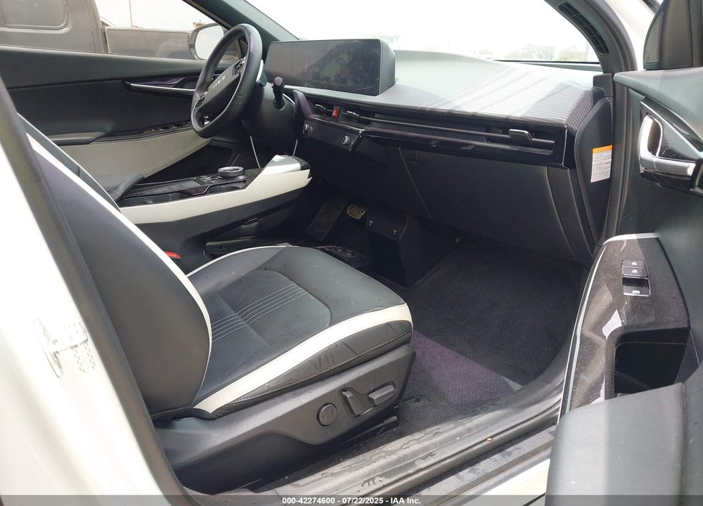 2022 KIA EV6 VIN: KNDC44LA9N5030847