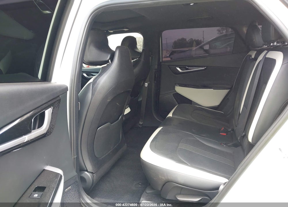 2022 KIA EV6 VIN: KNDC44LA9N5030847
