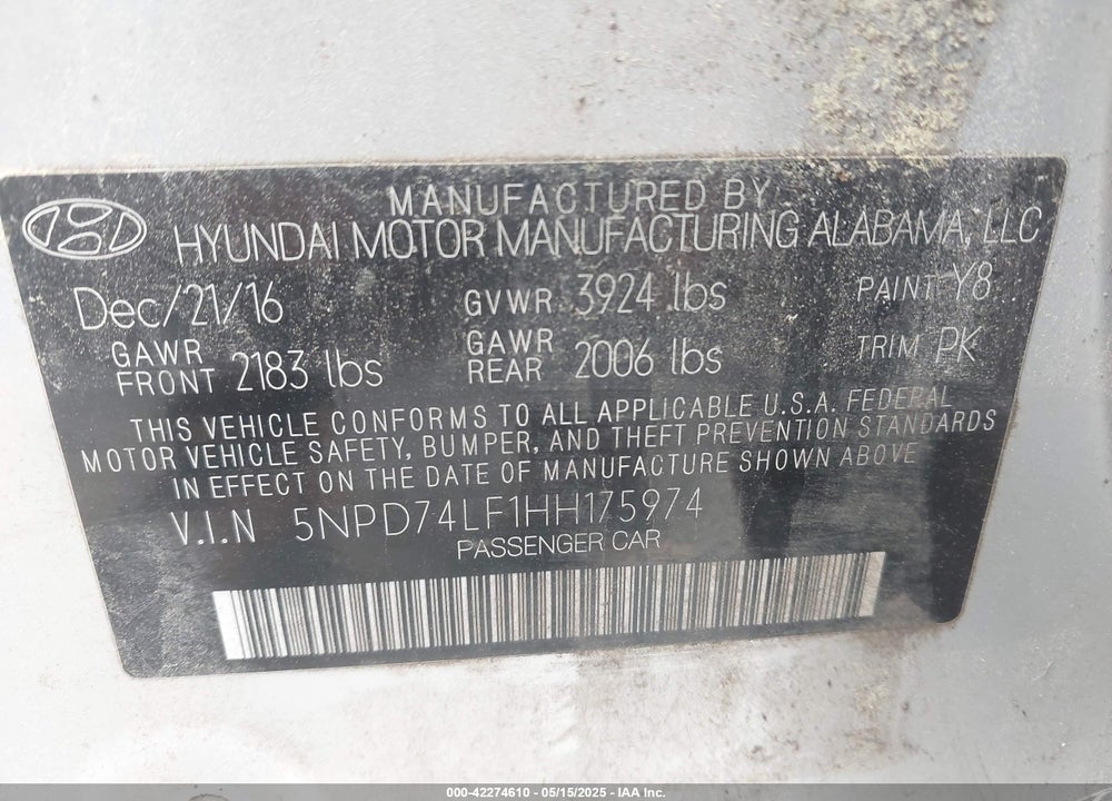 2017 HYUNDAI ELANTRA VIN: 5NPD74LF1HH175974