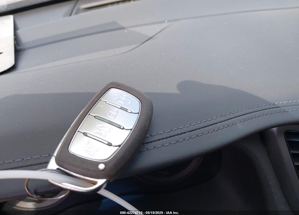 2016 HYUNDAI TUCSON VIN: KM8J33A24GU249526