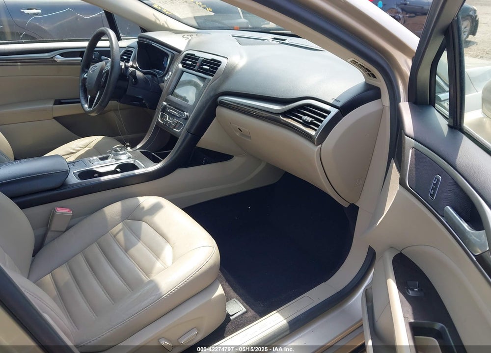 2017 FORD FUSION SE VIN: 3FA6P0HDXHR240090