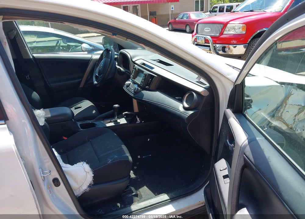 2018 TOYOTA RAV4 VIN: 2T3RFREV3JW704835