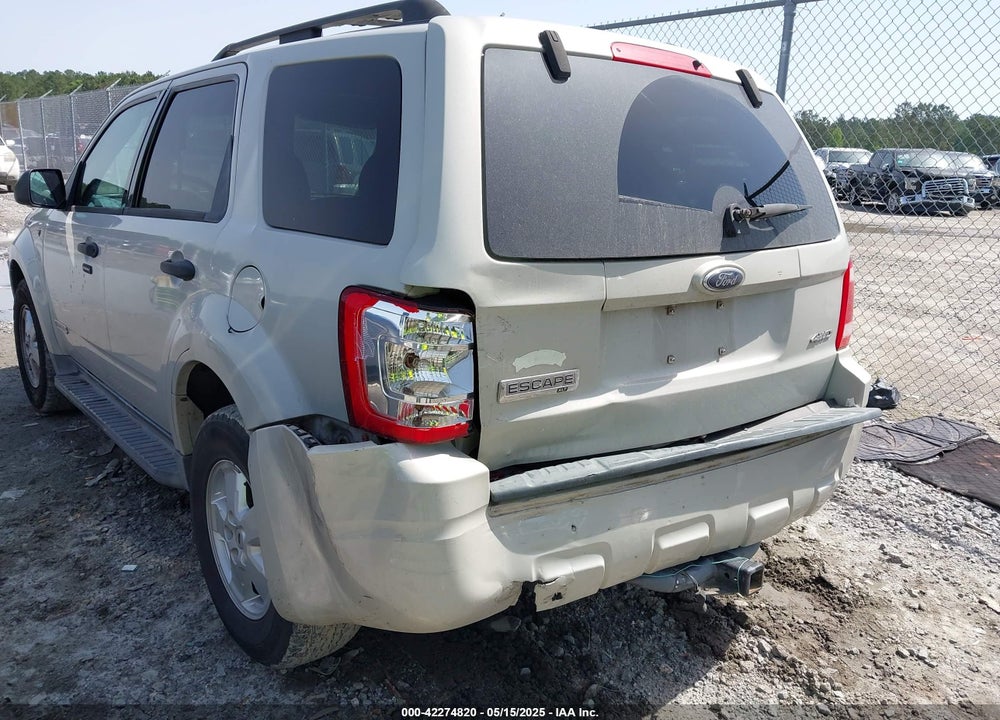 2008 FORD ESCAPE XLT VIN: 1FMCU93198KE69299