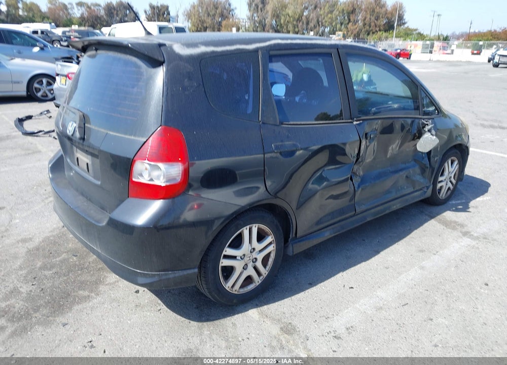 2007 HONDA FIT VIN: JHMGD38607S021022