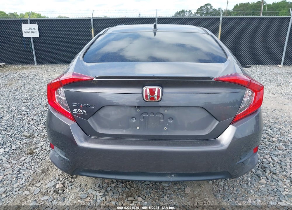2018 HONDA CIVIC VIN: JHMFC1F33JX017617