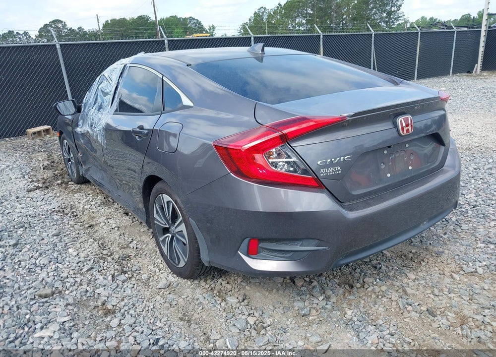 2018 HONDA CIVIC VIN: JHMFC1F33JX017617