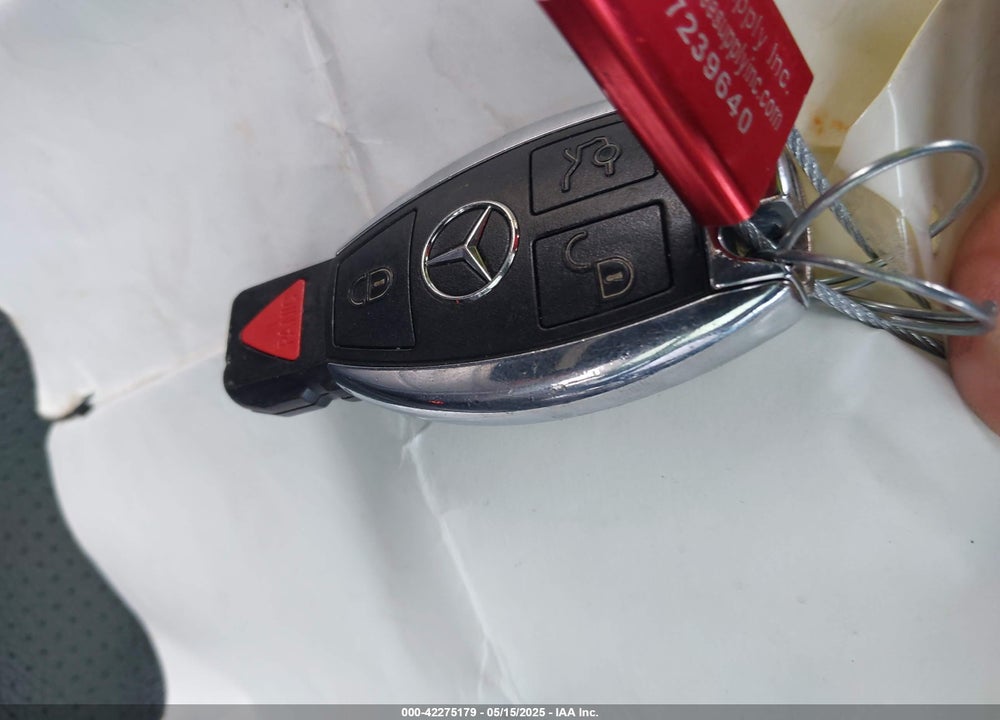 2016 MERCEDES-BENZ C 300 VIN: WDDWF4KB9GR157150