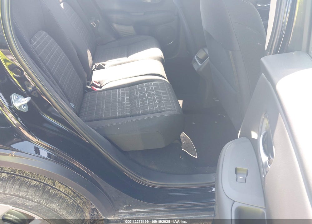 2025 HONDA HR-V VIN: 3CZRZ2H35SM777727