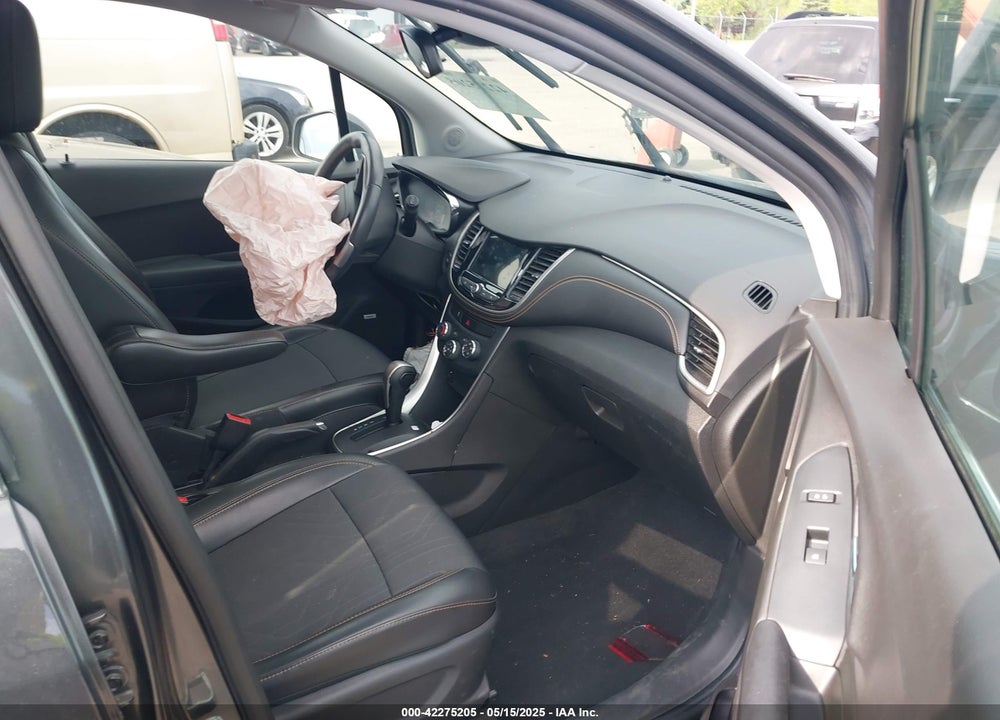 2018 CHEVROLET TRAX VIN: 3GNCJPSB1JL155587