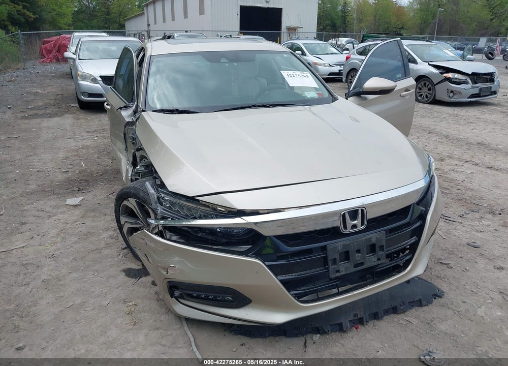 2018 HONDA ACCORD VIN: 1HGCV1F66JA093734