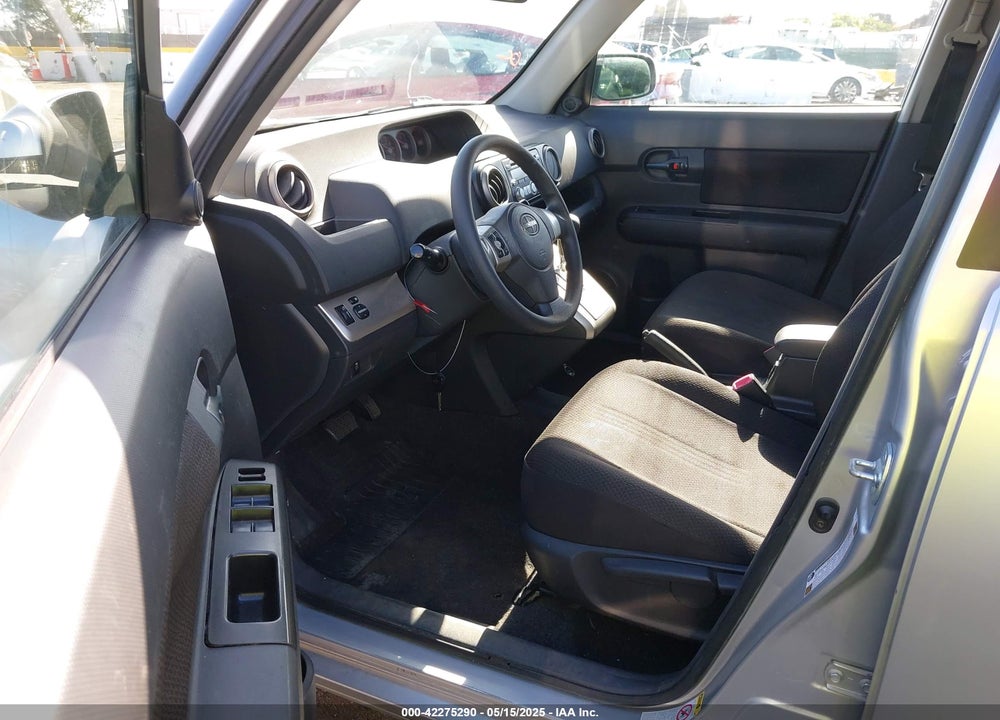 2008 SCION XB VIN: JTLKE50E081038860