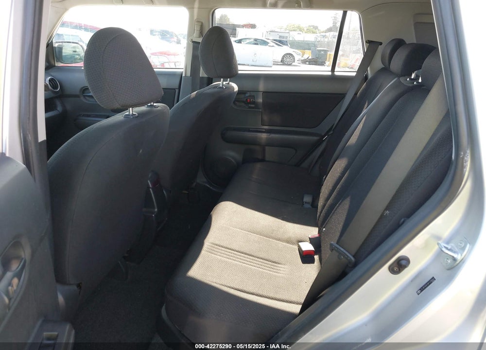2008 SCION XB VIN: JTLKE50E081038860