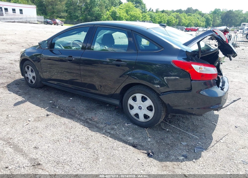 2013 FORD FOCUS VIN: 1FADP3E28DL305720