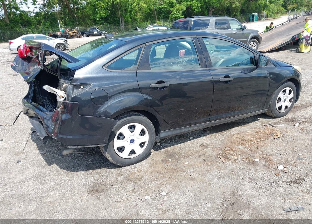 2013 FORD FOCUS VIN: 1FADP3E28DL305720