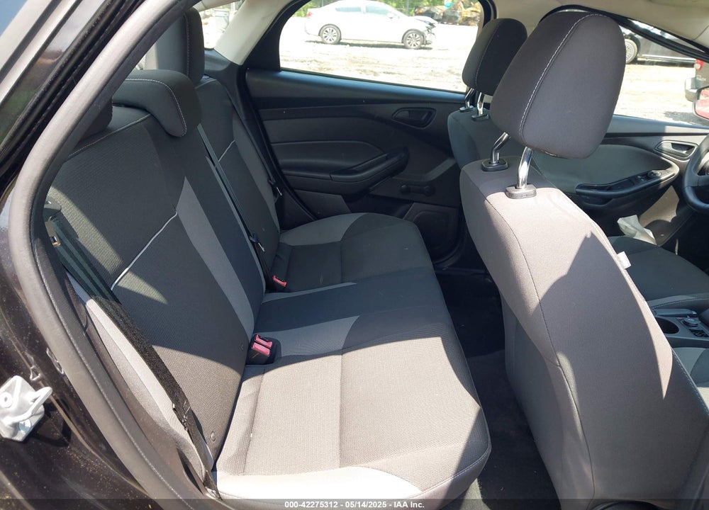 2013 FORD FOCUS VIN: 1FADP3E28DL305720