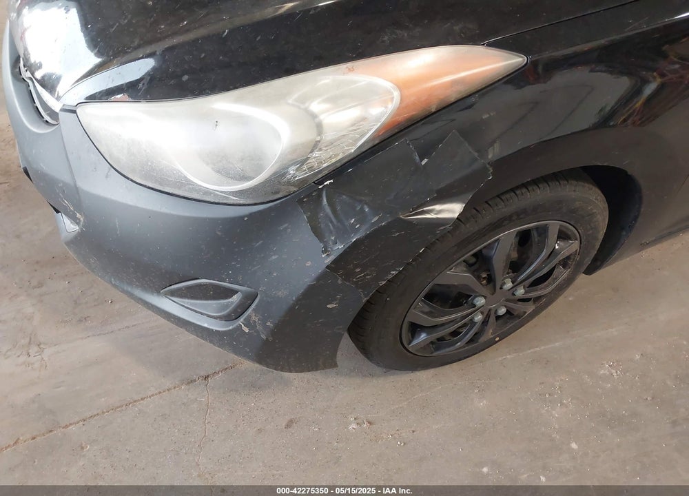 2012 HYUNDAI ELANTRA VIN: 5NPDH4AE7CH095546