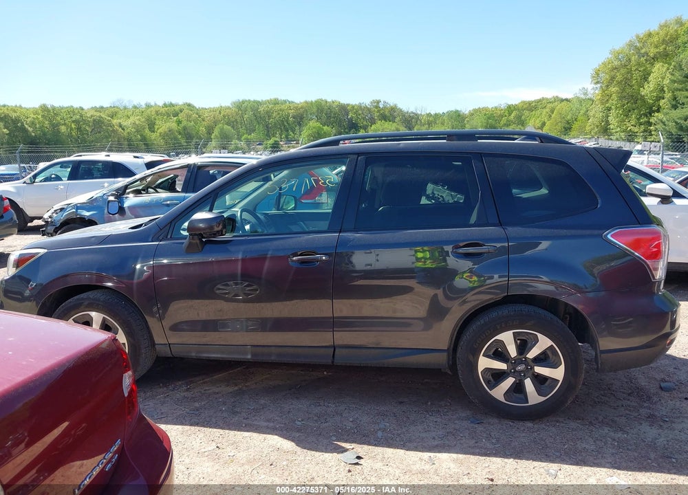 2017 SUBARU FORESTER 2.5I PREMIUM VIN: JF2SJAEC8HH573659