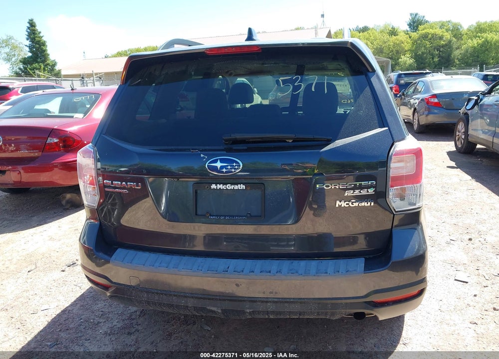 2017 SUBARU FORESTER 2.5I PREMIUM VIN: JF2SJAEC8HH573659