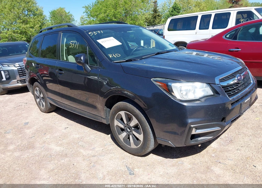 2017 SUBARU FORESTER 2.5I PREMIUM VIN: JF2SJAEC8HH573659