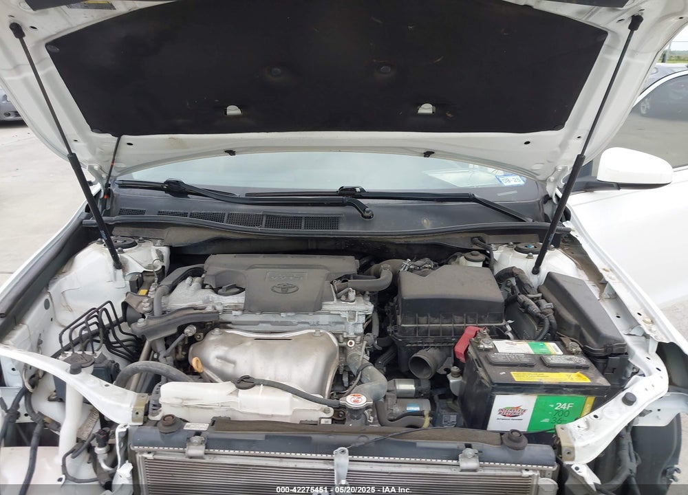 2017 TOYOTA CAMRY SE VIN: 4T1BF1FK2HU443174