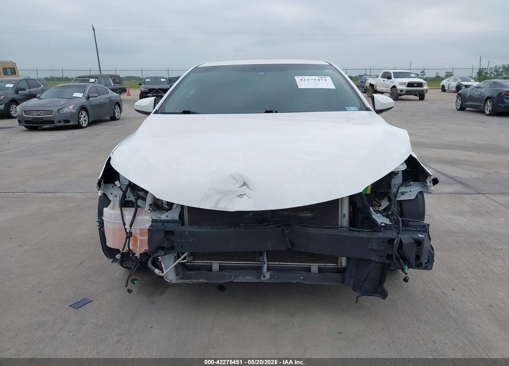 2017 TOYOTA CAMRY SE VIN: 4T1BF1FK2HU443174