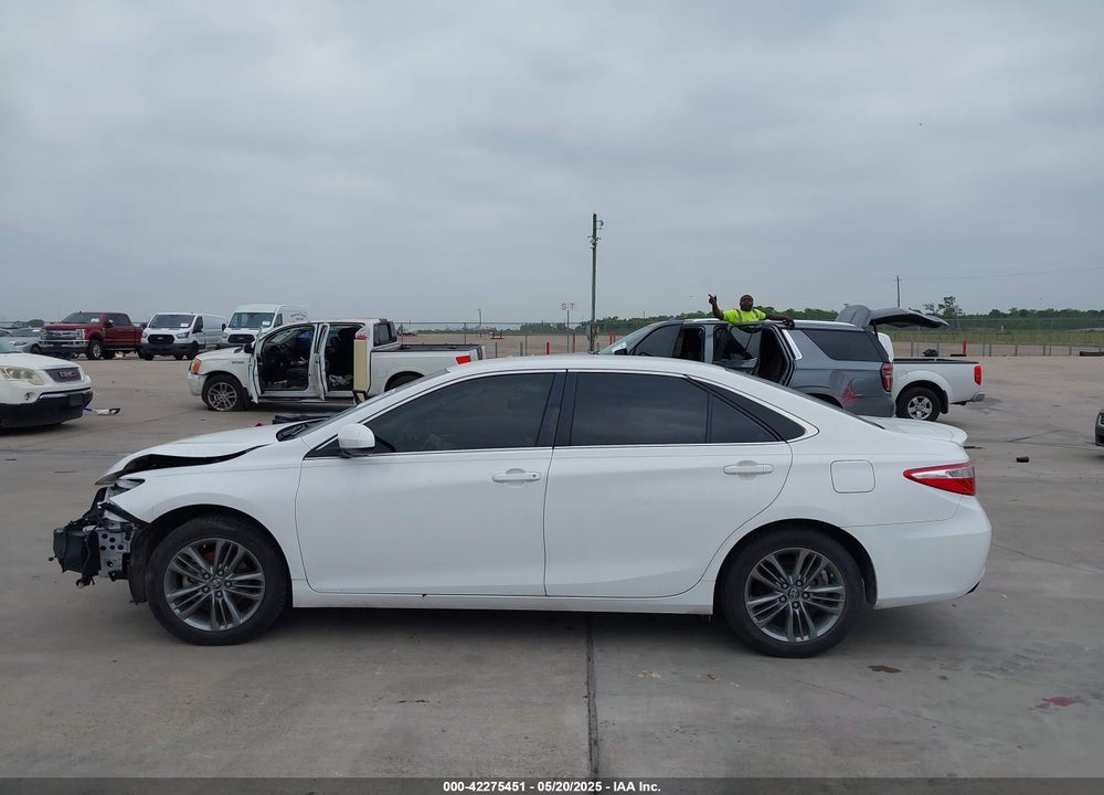 2017 TOYOTA CAMRY SE VIN: 4T1BF1FK2HU443174