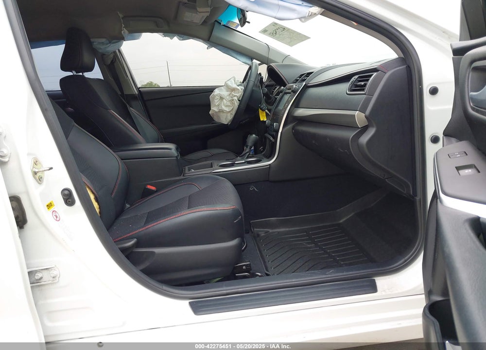 2017 TOYOTA CAMRY SE VIN: 4T1BF1FK2HU443174