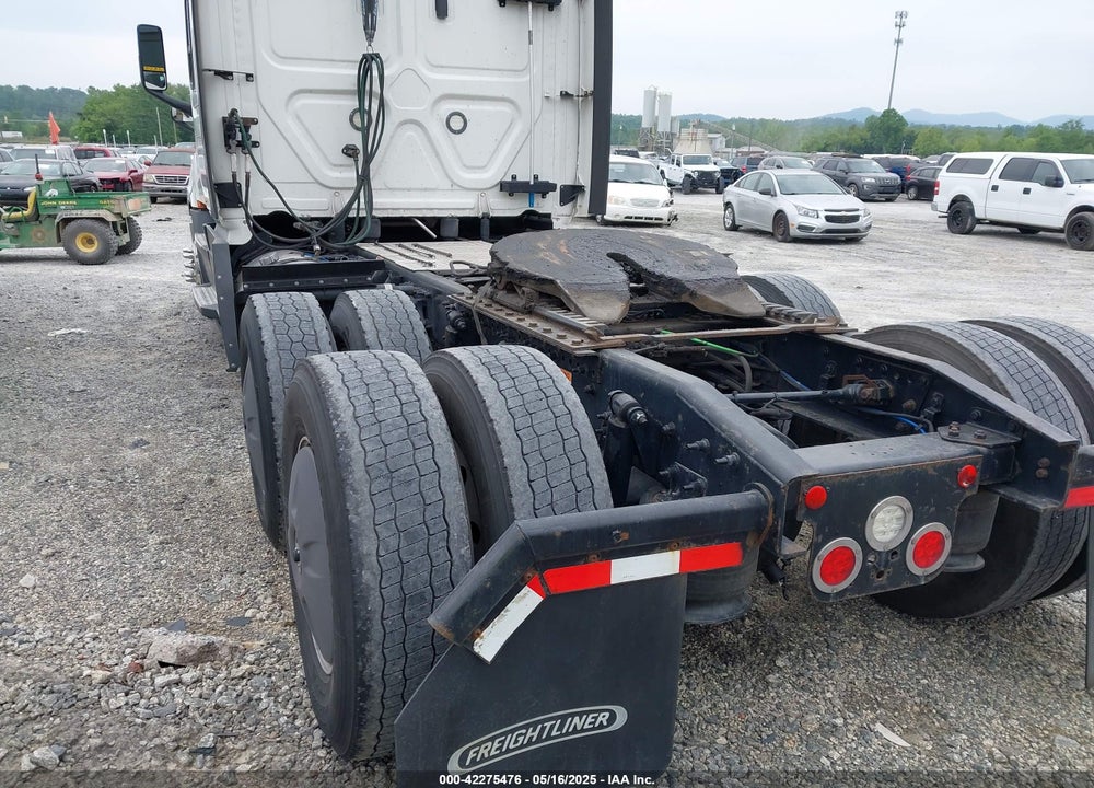2019 FREIGHTLINER NEW CASCADIA 126 VIN: 1FUJHHD19KLKL9460