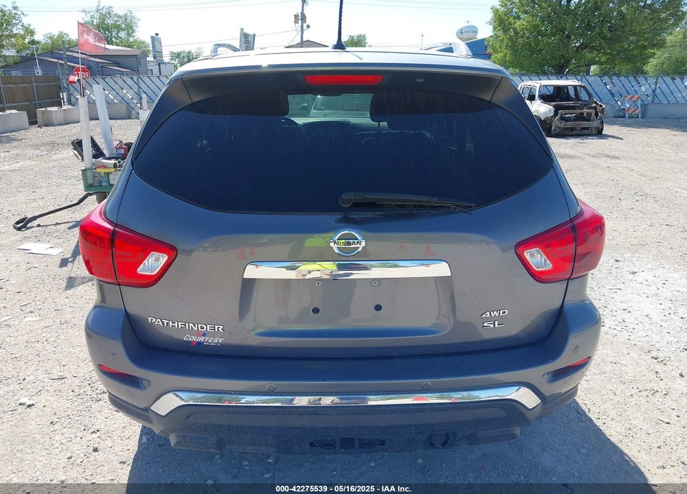 2017 NISSAN PATHFINDER SL VIN: 5N1DR2MM9HC673374