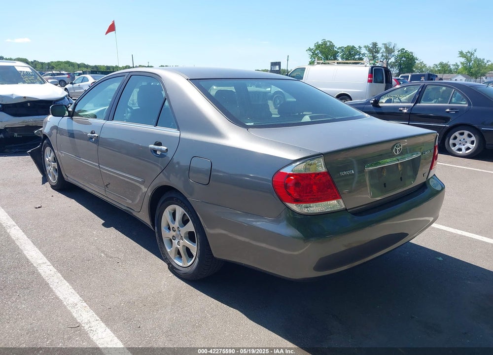 2005 TOYOTA CAMRY XLE V6 VIN: 4T1BF30K95U616074