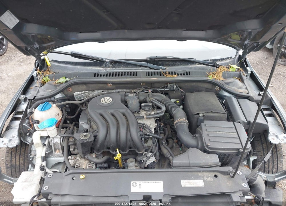 2014 VOLKSWAGEN JETTA VIN: 3VW2K7AJ7EM325555