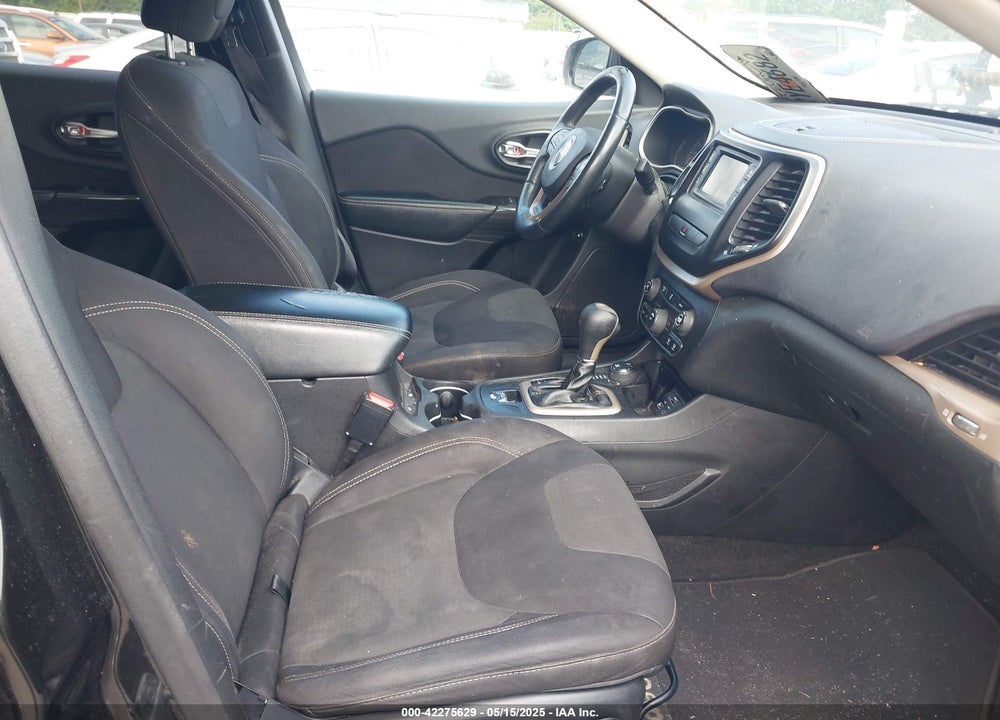2015 JEEP CHEROKEE VIN: 1C4PJMCB0FW538459