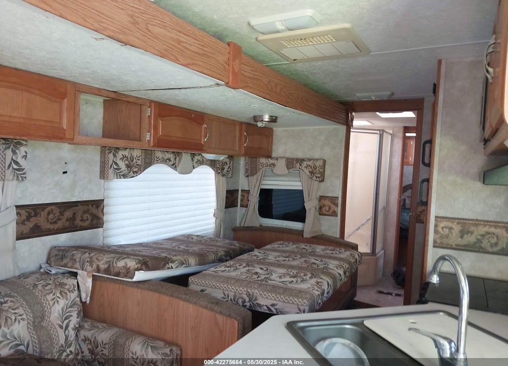 2006 KEYS SPRINTER VIN: 4YDT299246A224551