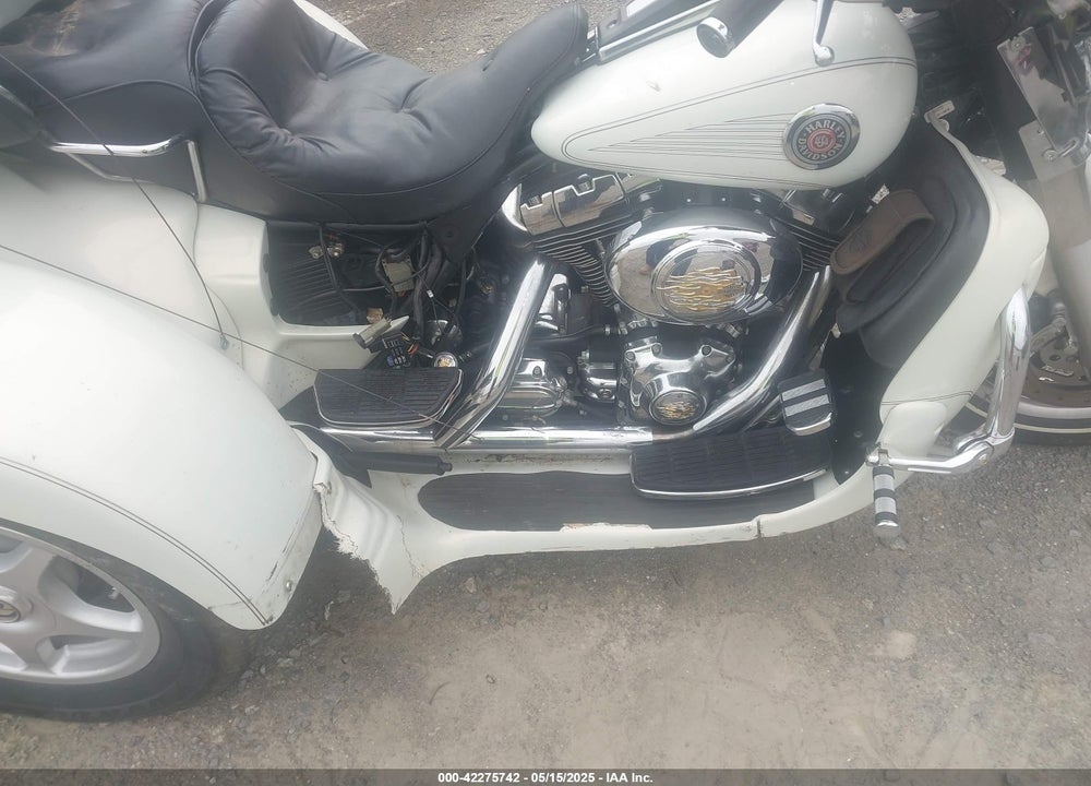 2002 HARLEY-DAVIDSON FLHTCUI VIN: 1HD1FCW102Y637803