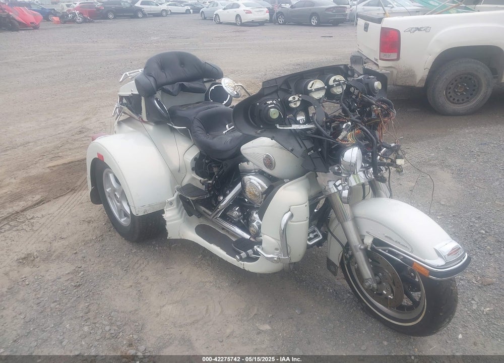 2002 HARLEY-DAVIDSON FLHTCUI VIN: 1HD1FCW102Y637803