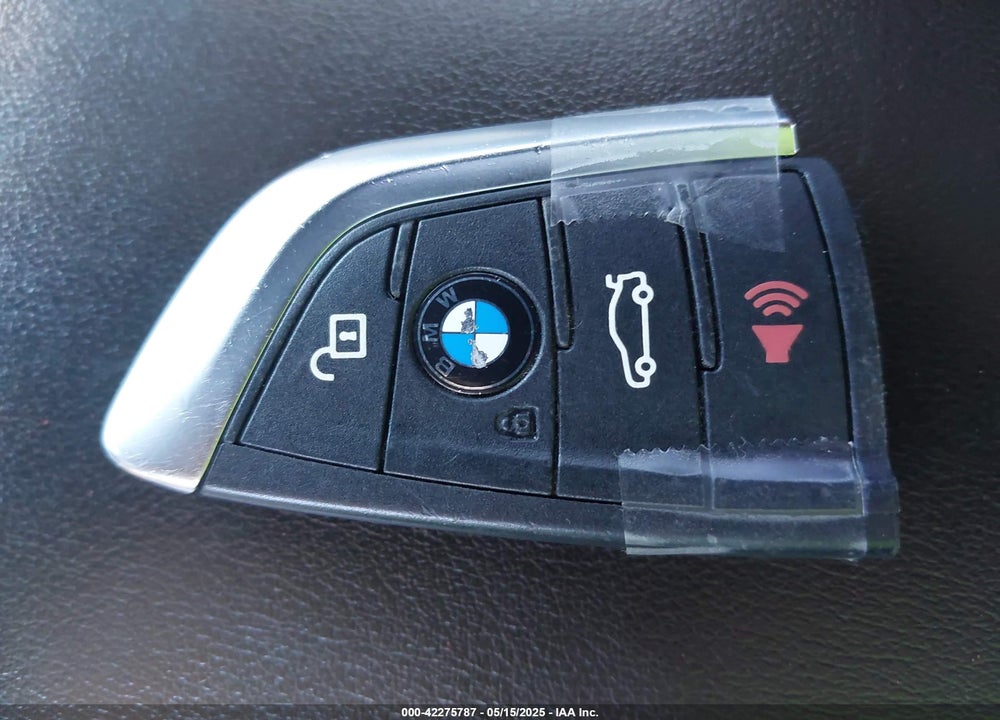 2018 BMW X1 VIN: WBXHU7C35J5L06673