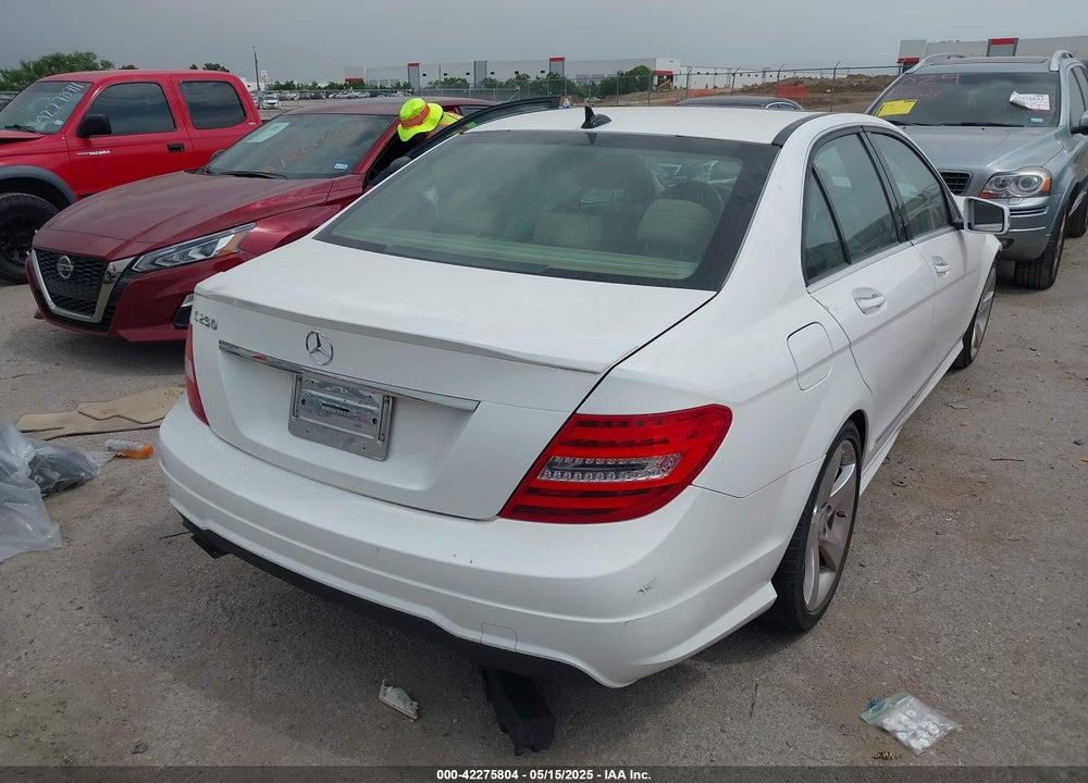 2014 MERCEDES-BENZ C CLASS VIN: WDDGF4HBXEA967054